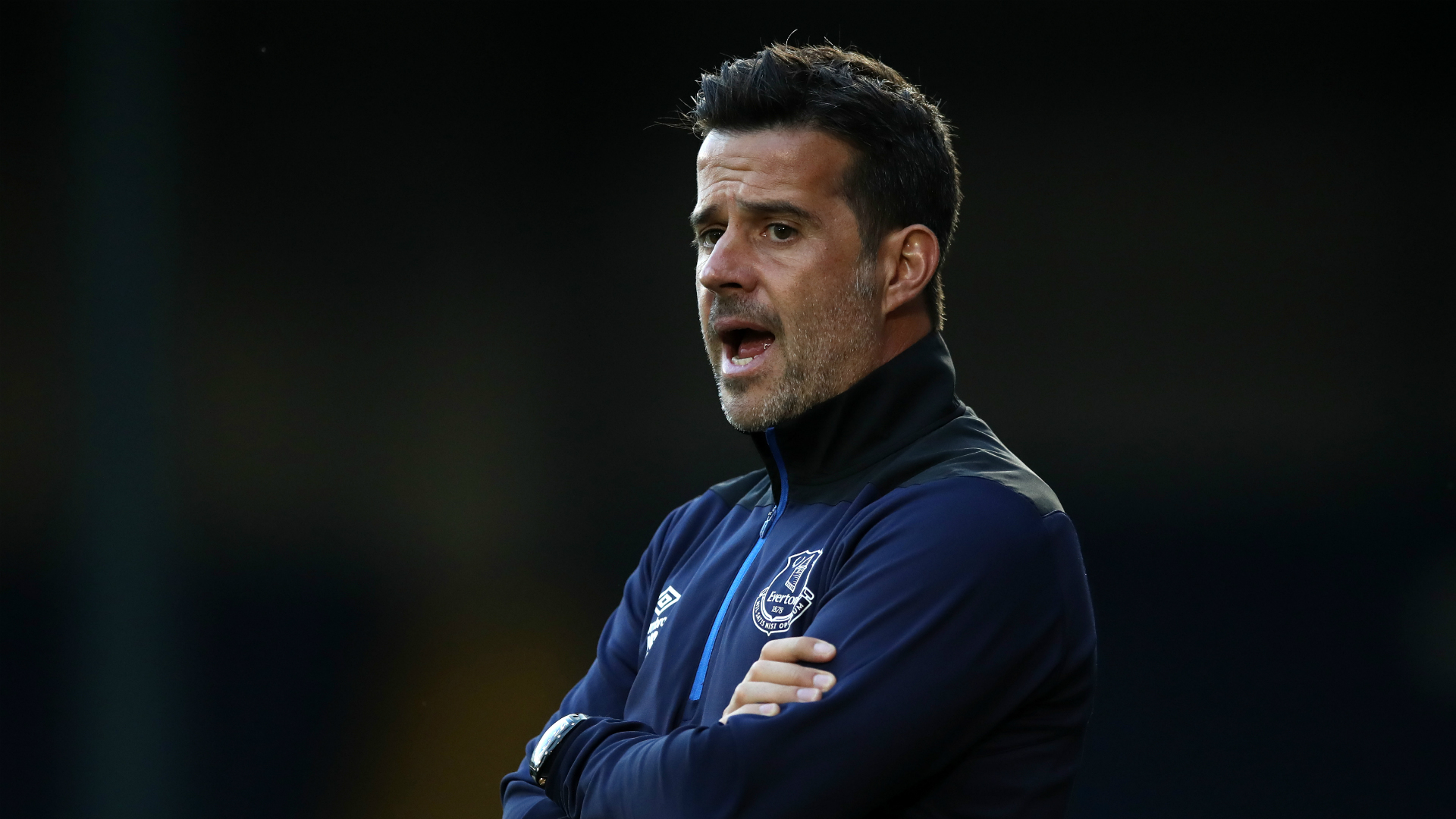 队的防线稳 队的防线稳